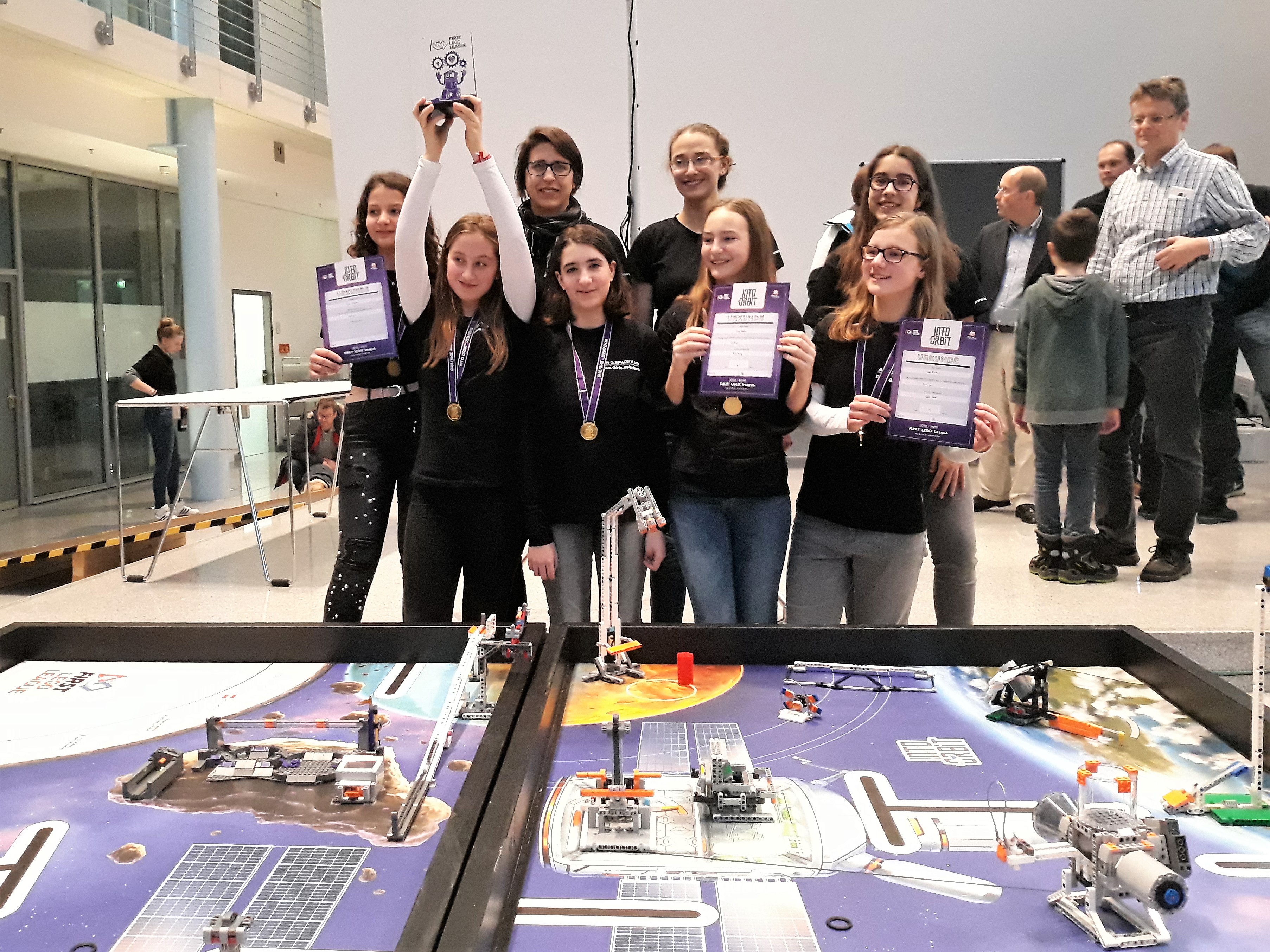 GirlsRobotics-Wettbewerb 1